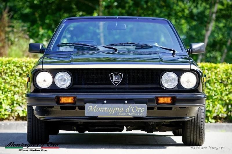 Gebraucht Lancia Beta 120 PS (88 kW) 1981 Schwarz Cabrio