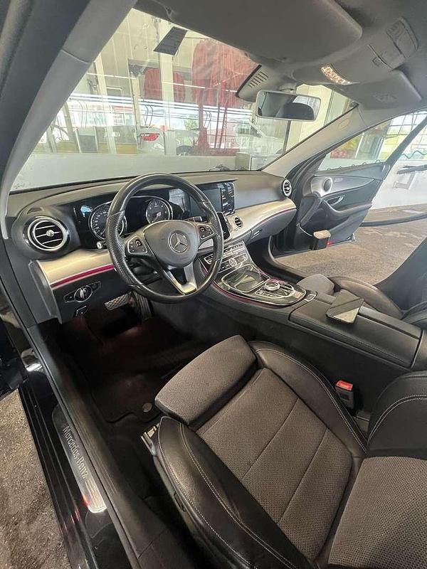 Gebraucht Mercedes E220 Avantgarde 194 PS (142 kW) 2017 Limousine