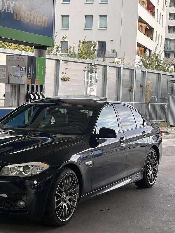 Gebraucht BMW 530 258 PS (189 kW) 2012 Limousine