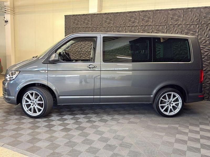 Gebraucht VW T6 Comfortline 150 PS (110 kW) 2019 Grau Van