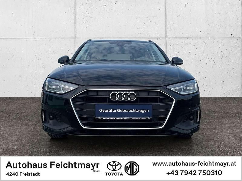 Gebraucht Audi A4 163 PS (119 kW) 2023 Schwarz Kombi