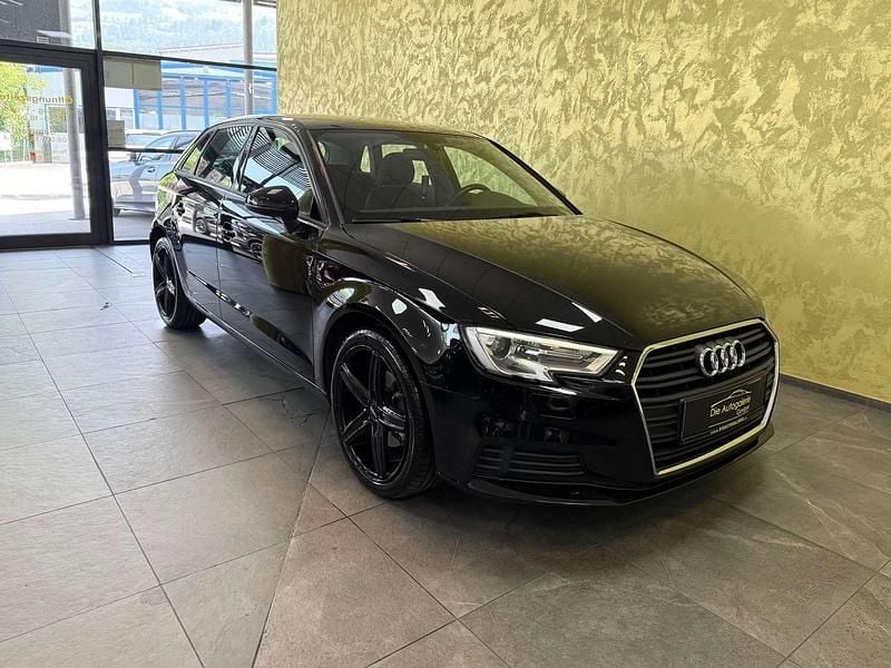 Gebraucht Audi A3 Sport 116 PS (85 kW) 2020 Schwarz Kleinwagen
