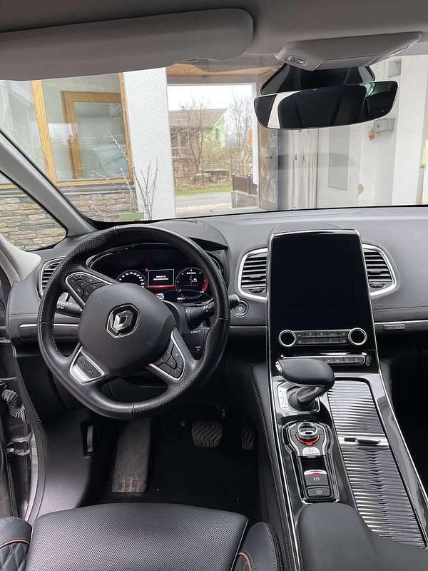 Gebraucht 2021 Renault Espace Initiale Paris Van / Kleinbus | € 36.900 - Bild 1/4