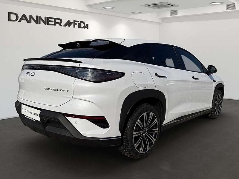 Neu BYD Sealion 7 Comfort 230 kW (313 PS) 2026 SUV