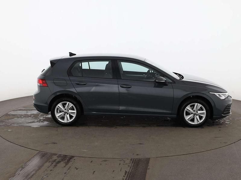 Gebraucht VW Golf VIII R 110 PS (80 kW) 2024 Grau Limousine