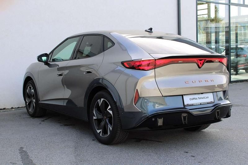 Gebraucht Cupra Tavascan 210 kW (286 PS) 2024 Beige SUV