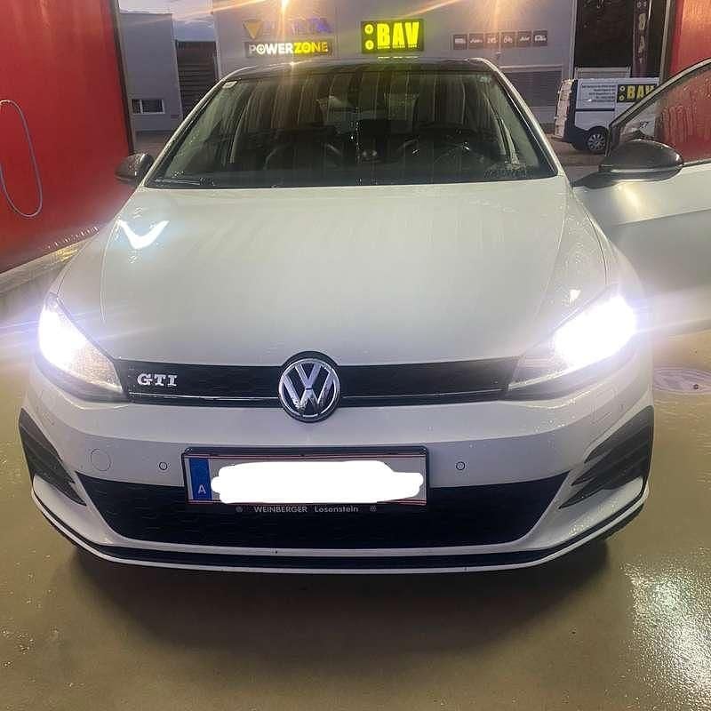 Gebraucht VW Golf VII Highline 170 PS (125 kW) 2013 Limousine