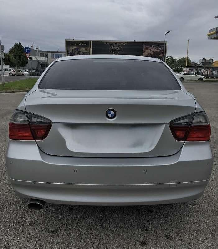 Gebraucht BMW 318 143 PS (105 kW) 2008 Limousine