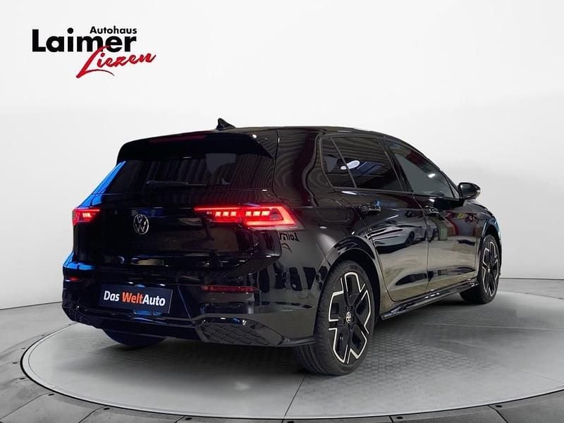 Neu VW Golf VIII Sport 116 PS (85 kW) 2026 Schwarz  metallic Limousine