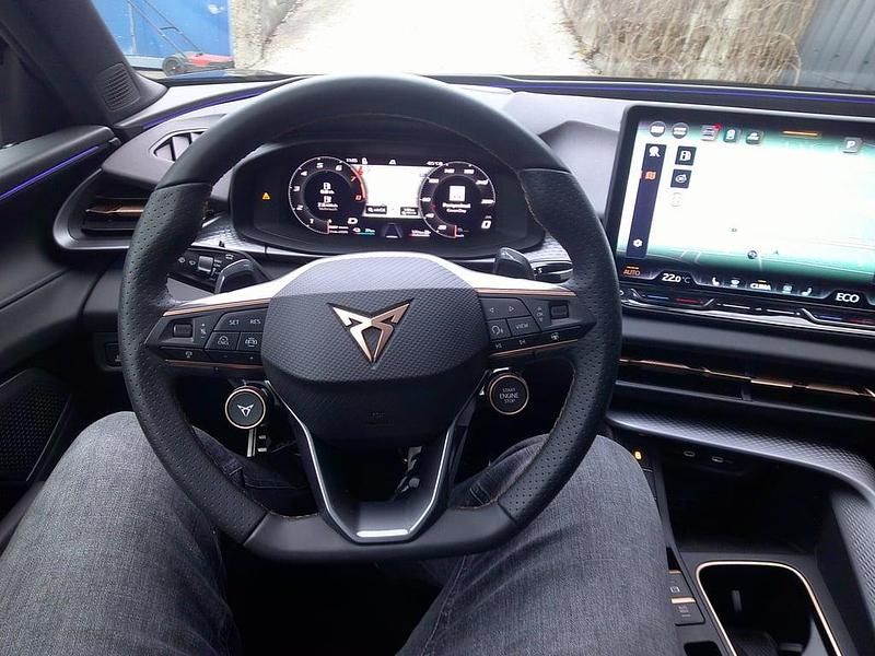 Gebraucht Cupra Terramar VZ 272 PS (200 kW) 2024 Schwarz  metallic SUV