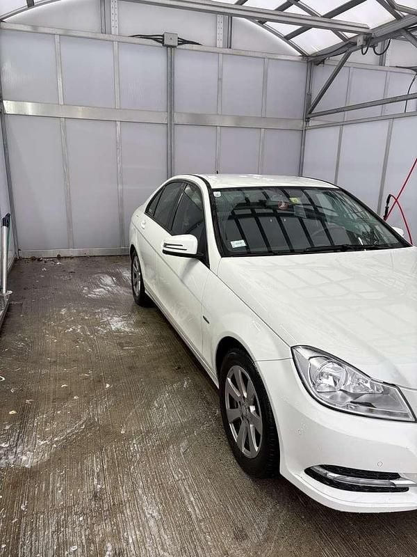Gebraucht Mercedes C180 Elegance 120 PS (88 kW) 2012 Limousine