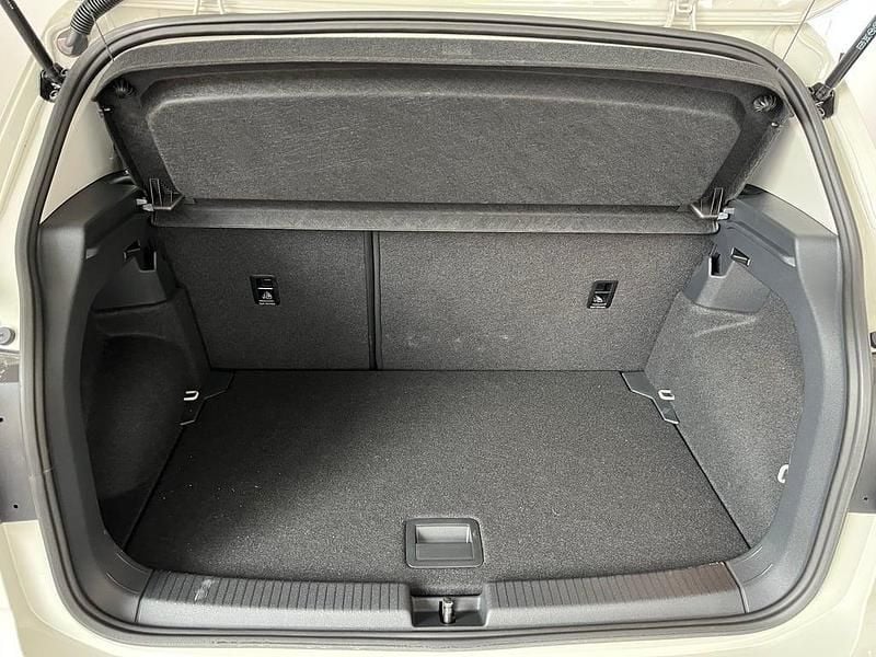 Gebraucht VW T-Cross 95 PS (69 kW) 2025 Mittelgrau  normal SUV