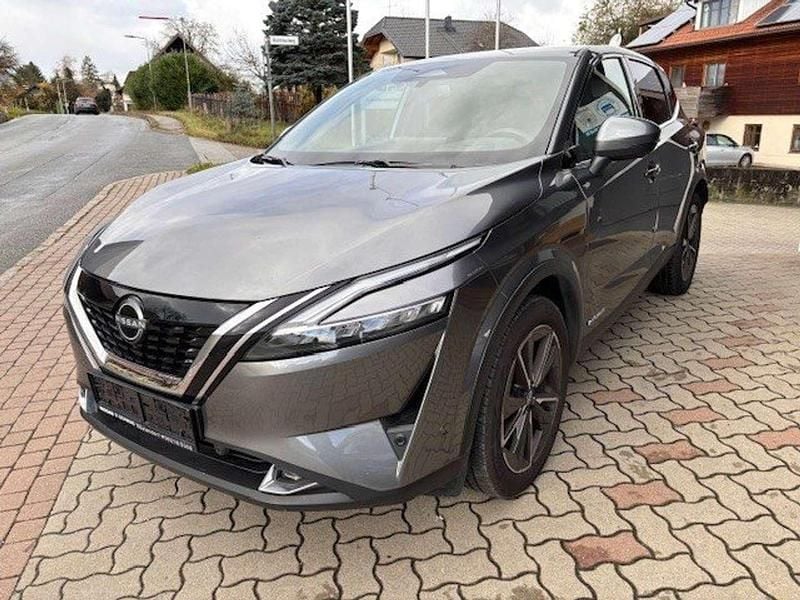 Grau Gebraucht 2024 Nissan Qashqai Tekna SUV | € 33.490 (Teuer) - Bild 1/4