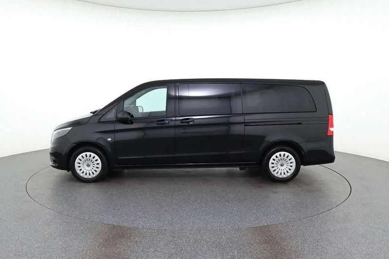 Gebraucht Mercedes Vito 190 PS (139 kW) 2022 Schwarz Van