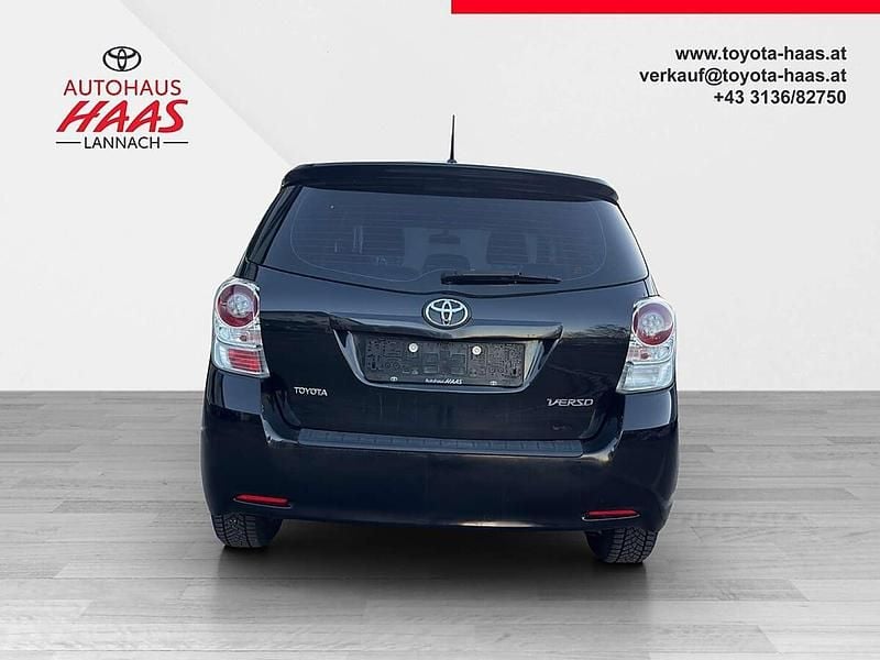 Gebraucht Toyota Verso 126 PS (92 kW) 2012 Schwarz Van / Kleinbus