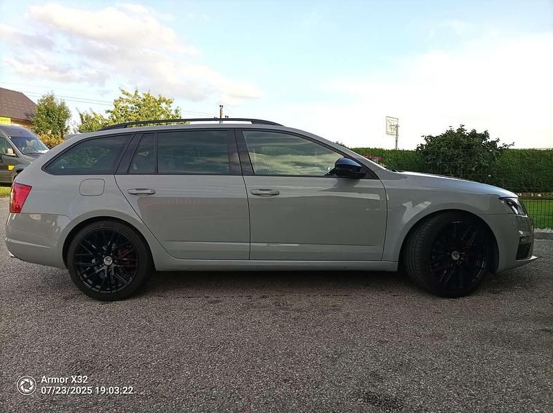 Gebraucht Skoda Octavia RS 184 PS (135 kW) 2017 Kombi