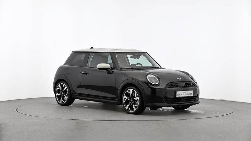 Gebraucht Mini Cooper S 204 PS (150 kW) 2024 Midnight black ii Kleinwagen