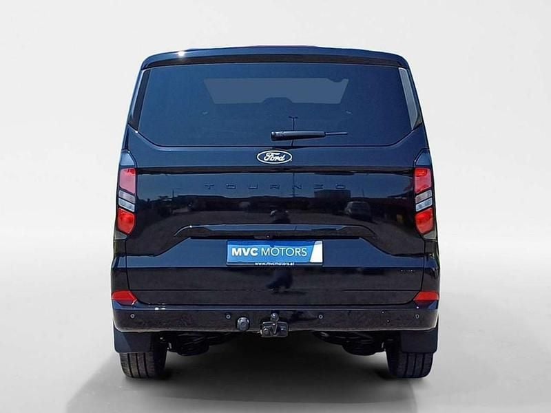 Neu Ford Tourneo Custom Titanium 170 PS (125 kW) 2026 Van