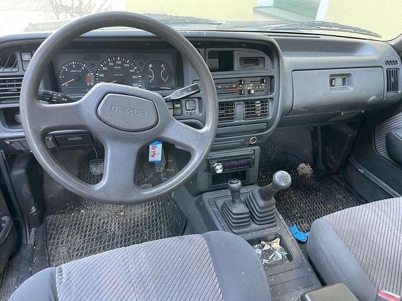 Blau Gebraucht 1998 Mazda B Series Abholung | € 2.800 - Bild 1/3