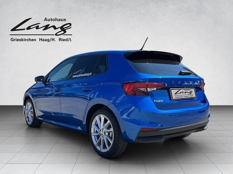 Gebraucht Skoda Fabia Selection 95 PS (69 kW) 2025 Mittelblau  metallic Kleinwagen