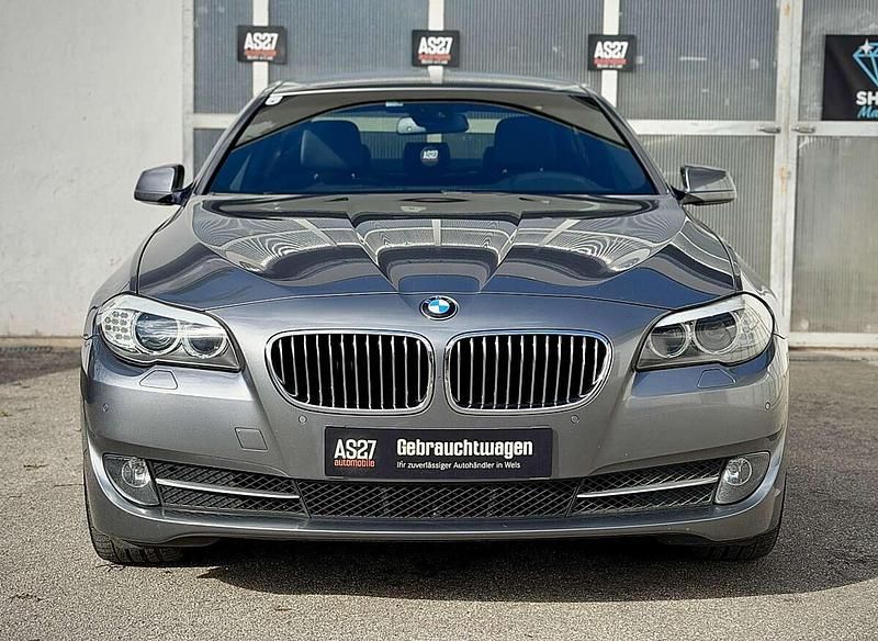 Gebraucht BMW 525 218 PS (160 kW) 2012 Grau Limousine