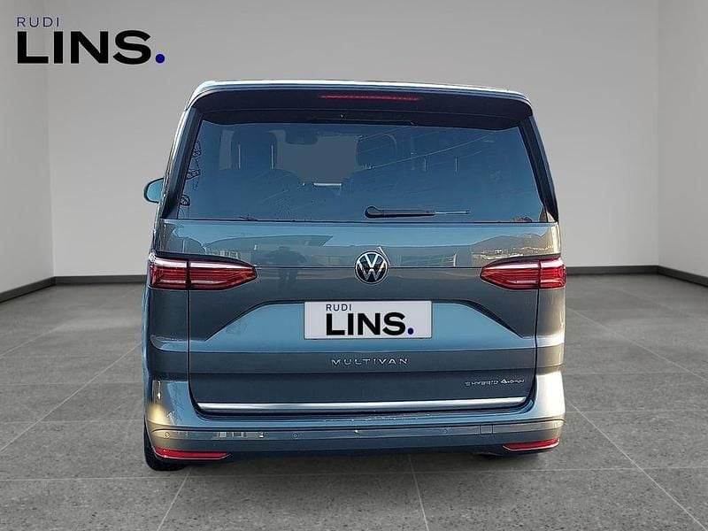 Neu VW Multivan Style 245 PS (180 kW) 2025 Mittelgrau  metallic Van