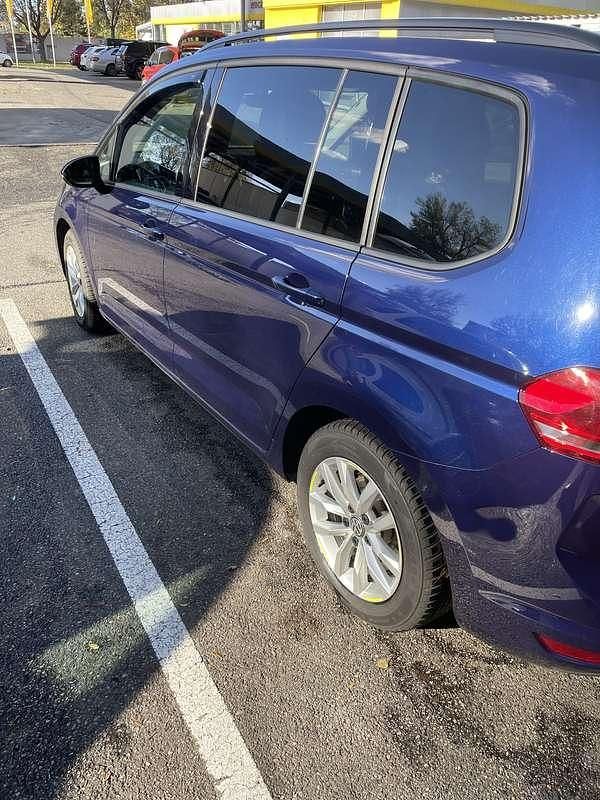 Gebraucht VW Touran Comfortline 116 PS (85 kW) 2016 Van / Kleinbus