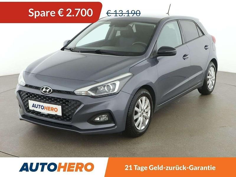 Grau Gebraucht 2019 Hyundai i20 Limousine | € 10.490 (Fairer Preis) - Bild 1/3