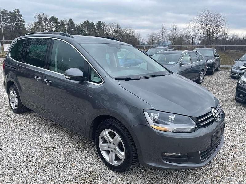Gebraucht VW Sharan Comfortline 140 PS (102 kW) 2013 Grau Van / Kleinbus
