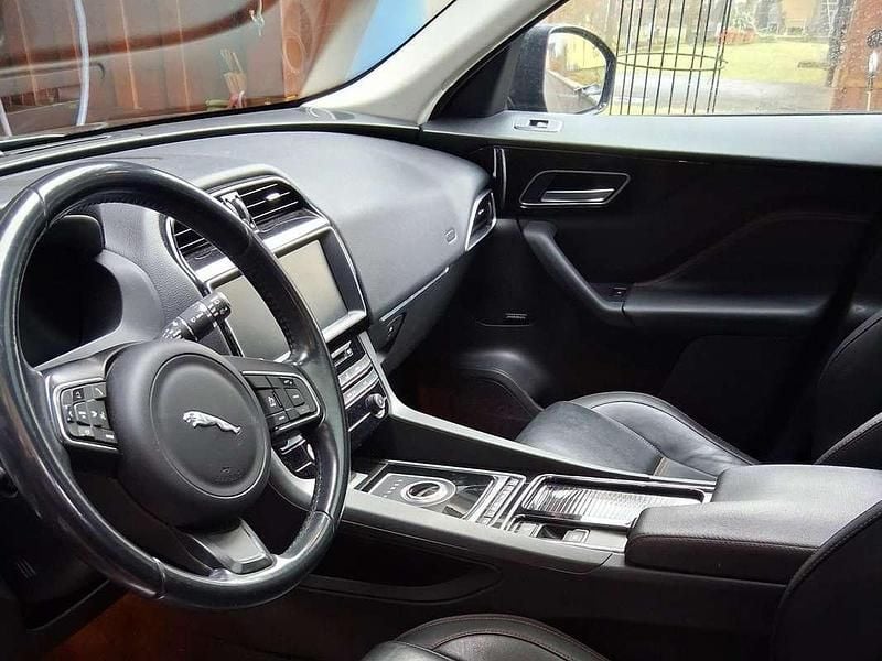 Gebraucht Jaguar F-Pace Prestige 179 PS (131 kW) 2016 SUV