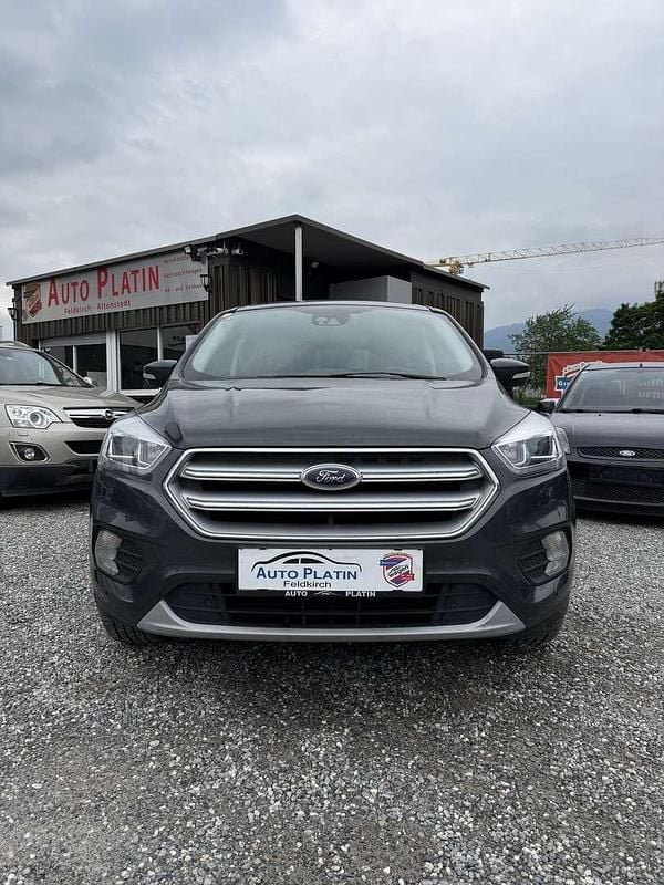 Grün Gebraucht 2018 Ford Kuga Titanium SUV | € 15.990 (Fairer Preis) - Bild 1/4