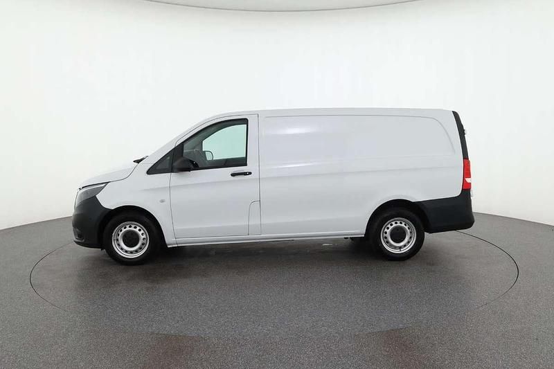 Gebraucht Mercedes Vito 163 PS (119 kW) 2021 Weiß Van