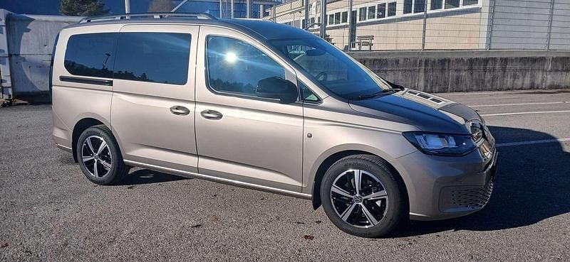 Gebraucht VW Caddy Maxi Life 102 PS (75 kW) 2025 Beige Van / Kleinbus