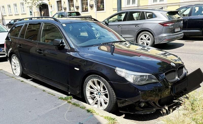 Schwarz Gebraucht 2005 BMW 530 Kombi | € 5.499 (Fairer Preis) - Bild 1/4