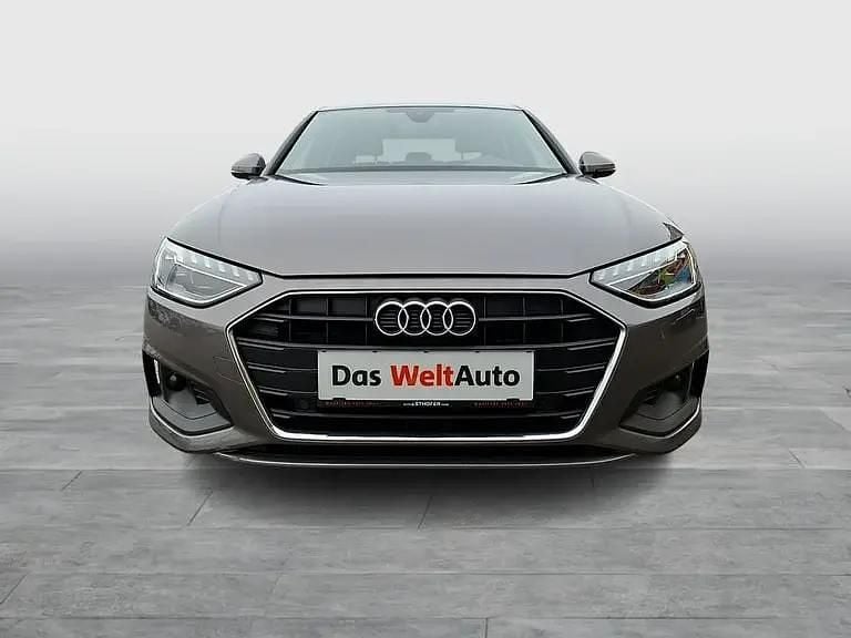 Gebraucht Audi A4 Basis 136 PS (100 kW) 2020 Grau Limousine