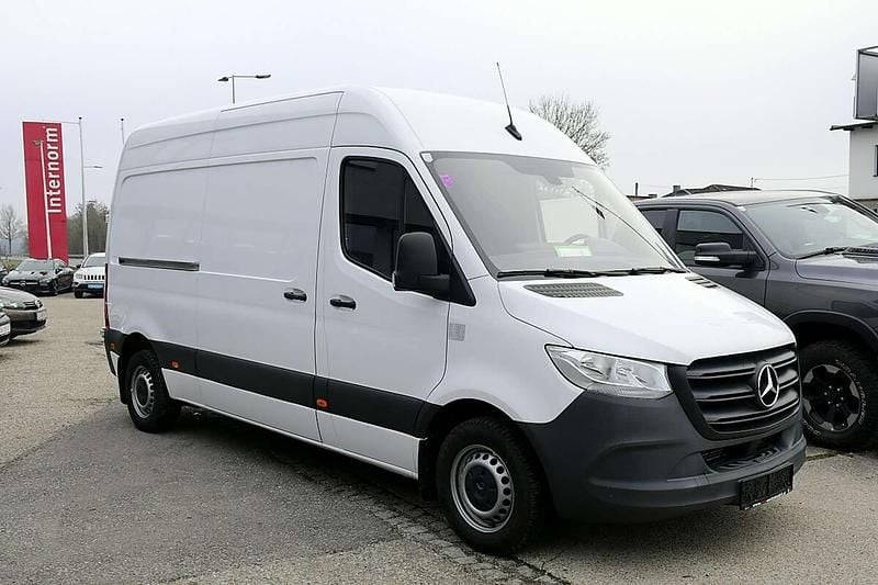 Gebraucht Mercedes Sprinter 143 PS (105 kW) 2021 Weiß Van