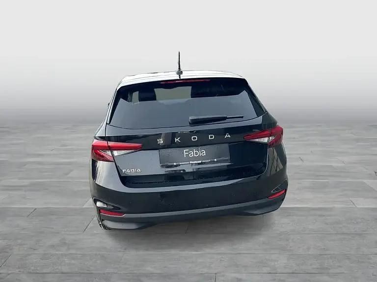 Neu Skoda Fabia Selection 80 PS (58 kW) 2026 Schwarz  metallicperleffektno Kleinwagen