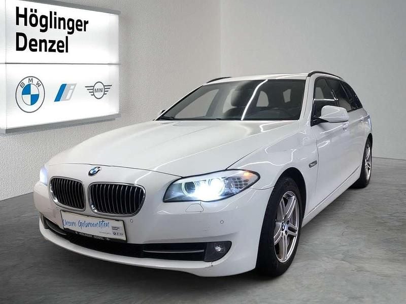 Weiß Gebraucht 2012 BMW 520 Efficient Dynamics Kombi | € 7.999 (Fairer Preis) - Bild 1/4