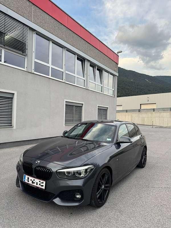 Grau Gebraucht 2018 BMW 118 Shadowline Kleinwagen | € 15.900 (Guter Preis) - Bild 1/4