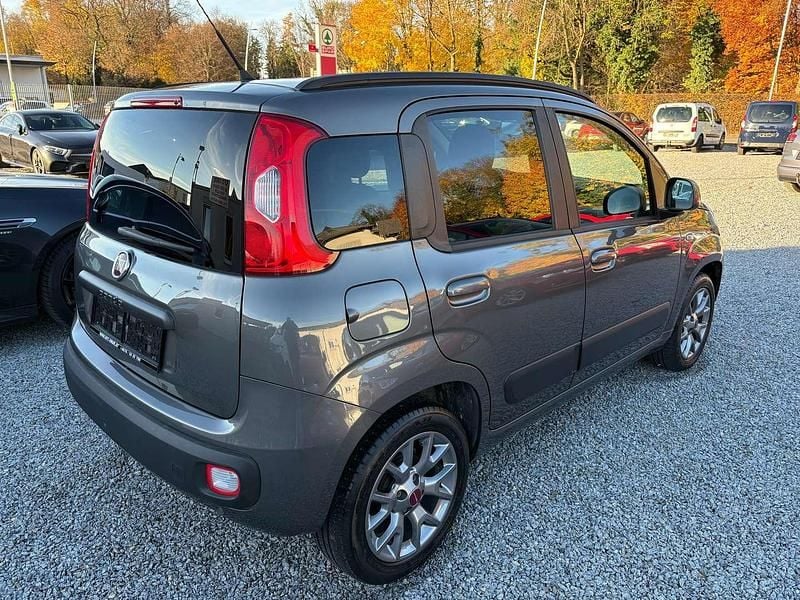 Gebraucht Fiat Panda Easy 69 PS (50 kW) 2020 Grau Limousine