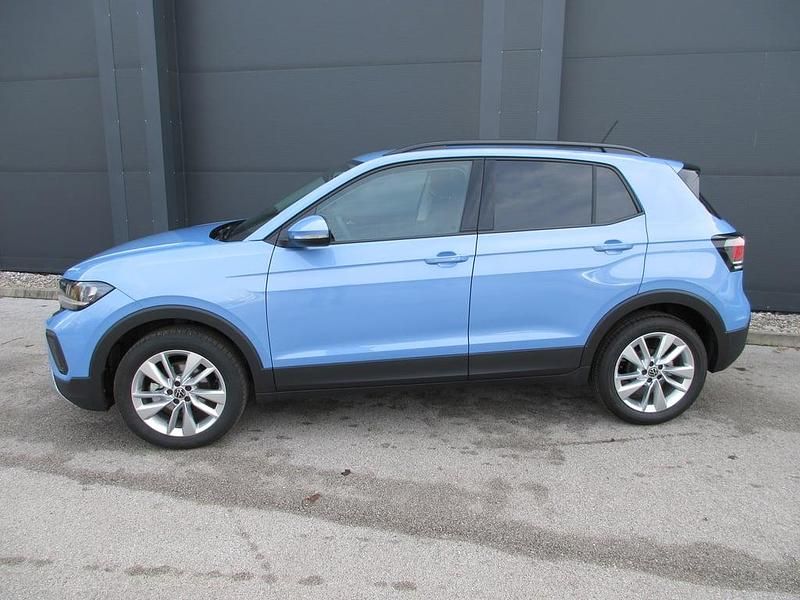 Neu VW T-Cross 115 PS (84 kW) 2025 Mittelblau  normal SUV