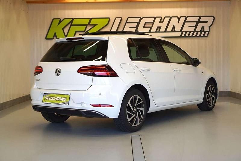 Gebraucht VW Golf VII Join 116 PS (85 kW) 2019 Weiß Limousine