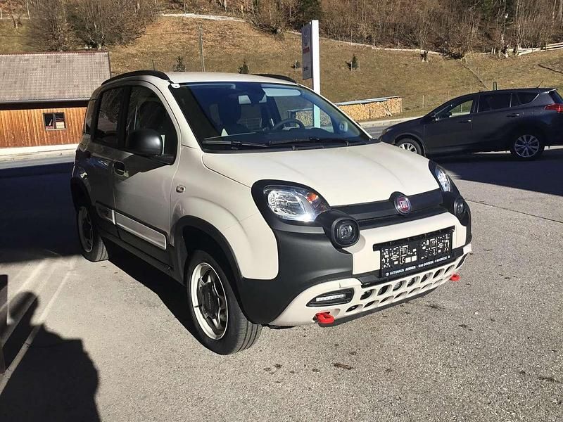 Gebraucht Fiat Panda 86 PS (63 kW) 2023 Beige Kleinwagen