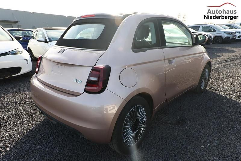 Gebraucht Fiat 500e 86 kW (118 PS) 2023 Gold Cabrio