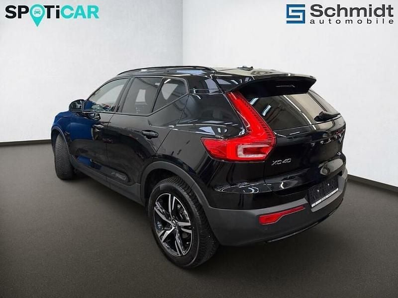 Gebraucht Volvo XC40 Plus 130 PS (95 kW) 2023 Schwarz SUV