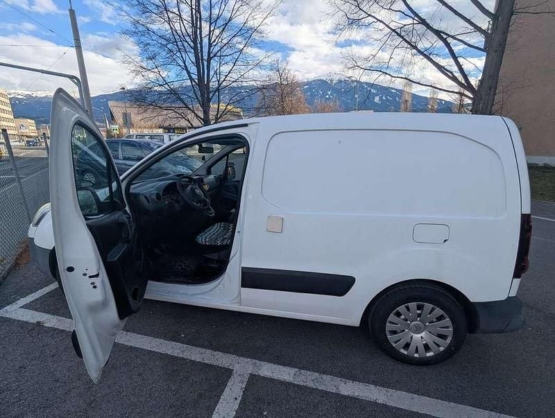 Gebraucht Citroën Berlingo 90 PS (66 kW) 2013 Weiß Van / Kleinbus