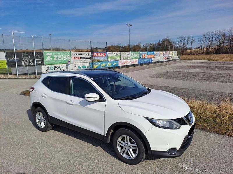 Gebraucht Nissan Qashqai 360º 110 PS (80 kW) 2015 SUV