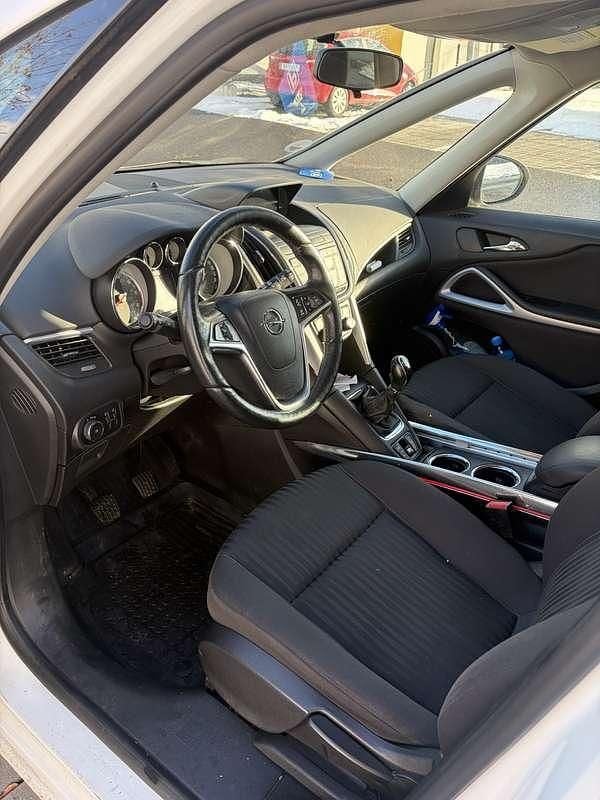 Gebraucht Opel Zafira Tourer Edition 136 PS (100 kW) 2014 Weiß Van / Kleinbus
