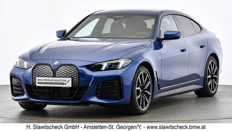 Blau Gebraucht 2025 BMW i4 Shadowline Limousine | € 66.500 - Bild 1/4