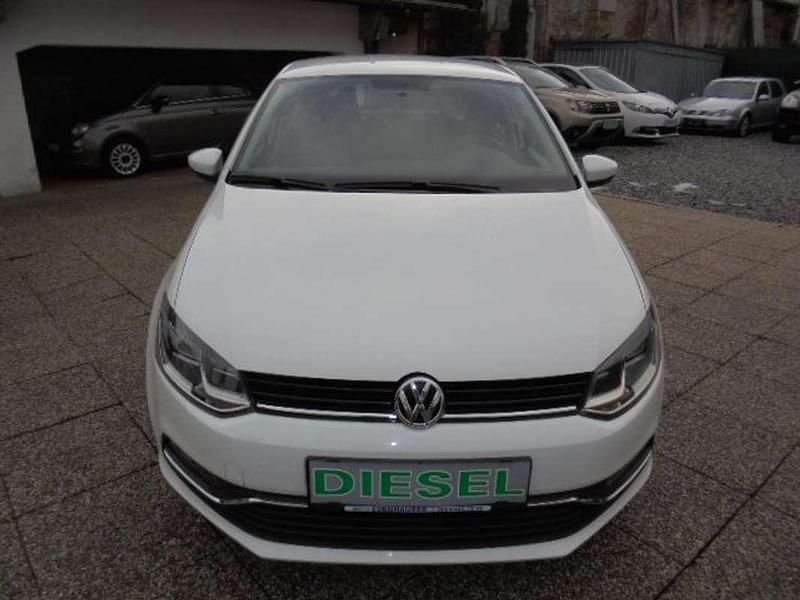 Gebraucht VW Polo 75 PS (55 kW) 2015 Weiß Limousine